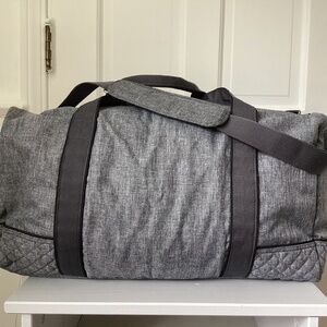 Vera Bradley Women's Cotton Large Travel Duffel Duffle Bag Grey